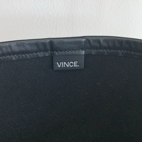Vince black croc stamped tote - Picture 5 of 12